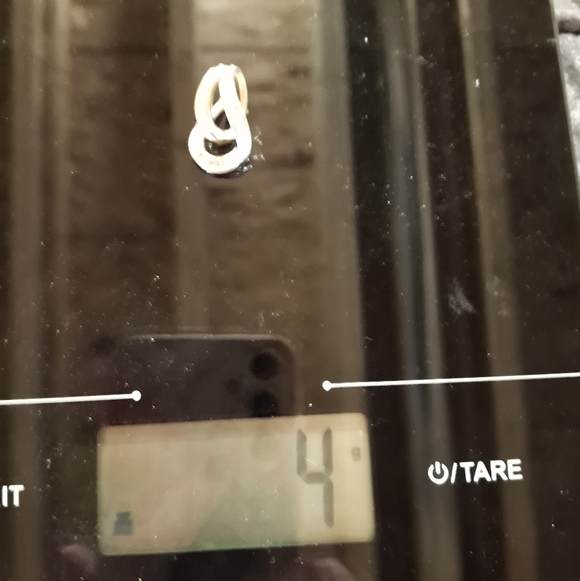 Diamond pendant - Picture 5 of 5